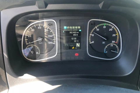 Mercedes-Benz Atego 1021