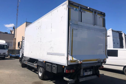 Mercedes-Benz Atego 1021