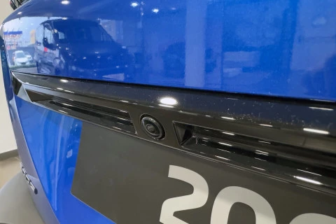 Peugeot 2008 Allure Gasolina 100 S&S 6 Vel. MAN