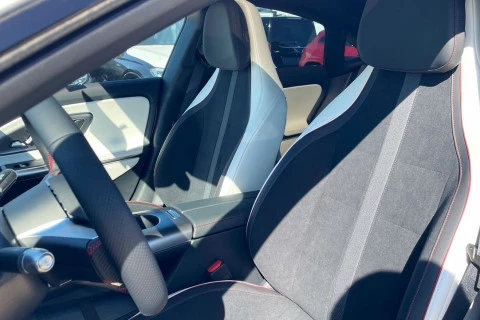 Mercedes-Benz CLA CLA 200 con tecnología EQ