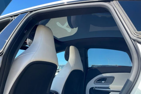 Mercedes-Benz CLA CLA 200 con tecnología EQ