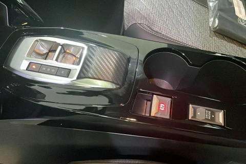 Peugeot 208 GT HYBRID 110 eDCS6