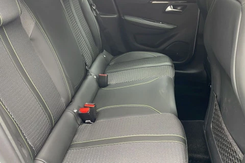 Peugeot 208 GT HYBRID 110 eDCS6