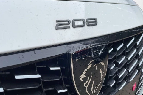 Peugeot 208 GT HYBRID 110 eDCS6