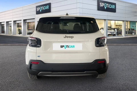 Jeep Avenger BEV 115kW (156CV) Longitude