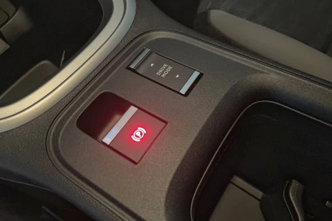 Jeep Avenger BEV 115kW (156CV) Longitude