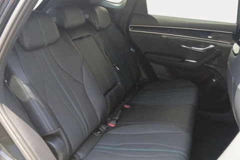 BYD SEAL U DM-i Comfort 160 kW (218 CV)