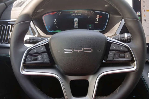 BYD SEAL U DM-i Comfort 160 kW (218 CV)