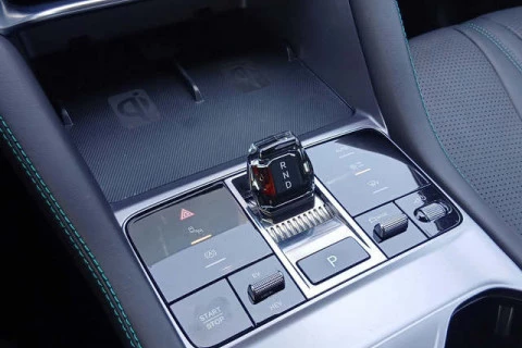 BYD SEAL U DM-i Comfort 160 kW (218 CV)