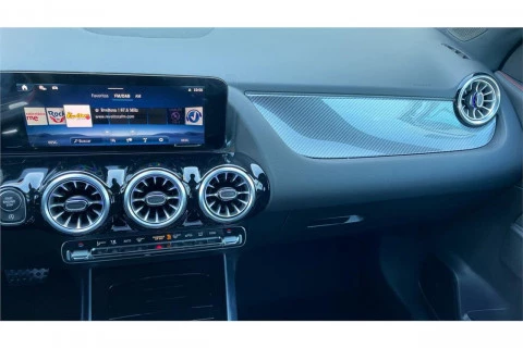 Mercedes-Benz GLA GLA 200 D