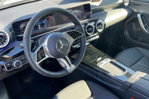 Mercedes-Benz Clase A A 250 e con tecnología híbrida EQ