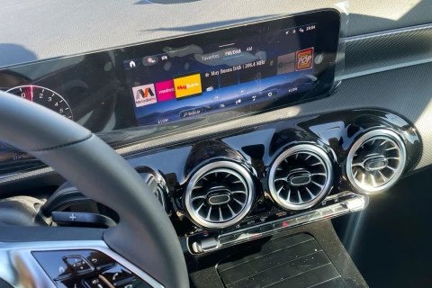 Mercedes-Benz Clase A A 250 e con tecnología híbrida EQ