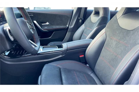 Mercedes-Benz CLA CLA 200