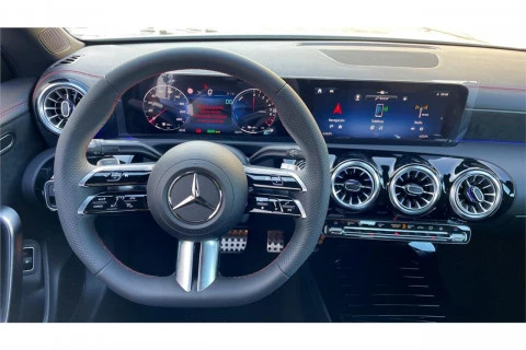 Mercedes-Benz CLA CLA 200