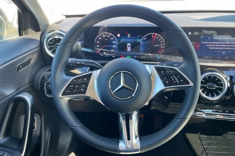 Mercedes-Benz Clase A A 250 e con tecnología híbrida EQ