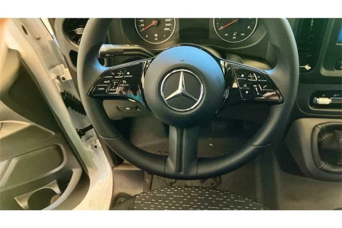 Mercedes-Benz Vito 110 CDI FURGON BASE