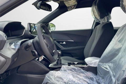 Peugeot 2008 Allure Gasolina 100 S&S 6 Vel. MAN