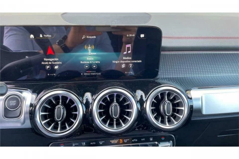 Mercedes-Benz EQB EQB 300 4MATIC