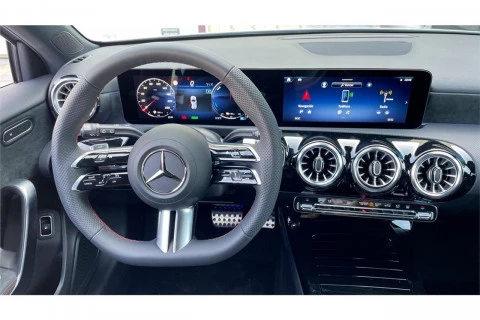 Mercedes-Benz Clase A A 250 e con tecnología híbrida EQ
