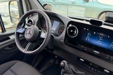 Mercedes-Benz Sprinter 311 CDI FURGON PRO LARGO