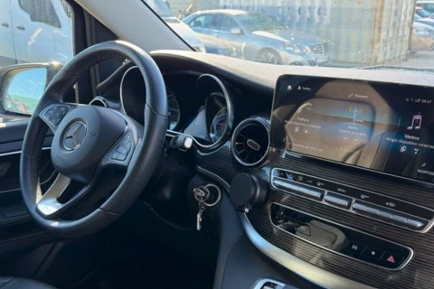 Mercedes-Benz Clase V 220 d Avantgarde Largo
