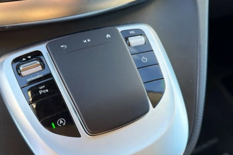 Mercedes-Benz Clase V 220 d Avantgarde Largo