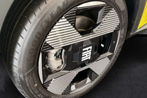 Fiat Grande Panda La prima 44kwh 87kw (118cv)