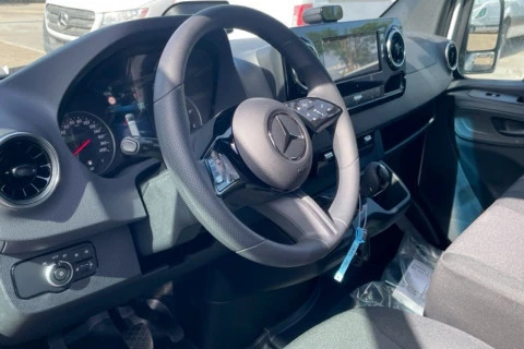 Mercedes-Benz Sprinter 317 CDI FURGON PRO LARGO