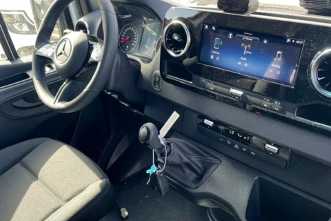 Mercedes-Benz Sprinter 317 CDI FURGON PRO LARGO