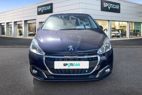 Peugeot 208 5P Signature 1.2L PureTech 60KW (82CV)