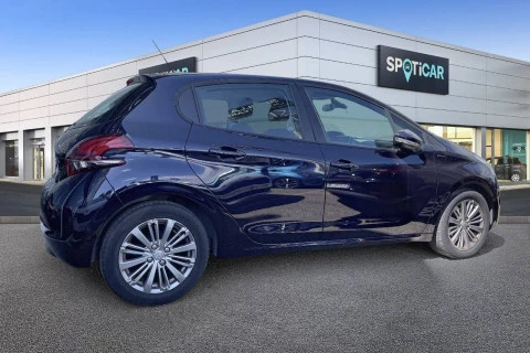 Peugeot 208 5P Signature 1.2L PureTech 60KW (82CV)