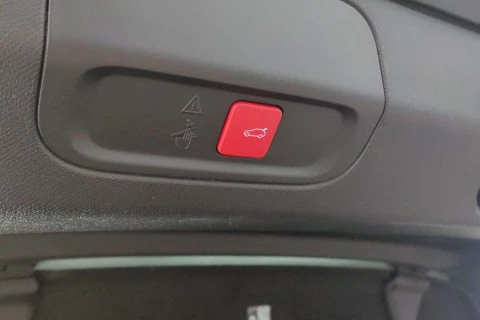 Peugeot 408 408 GT HYBRID 145 eDCS6