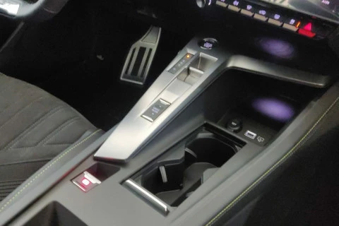 Peugeot 408 408 GT HYBRID 145 eDCS6