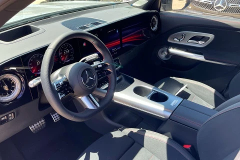 Mercedes-Benz GLB GLB 250+