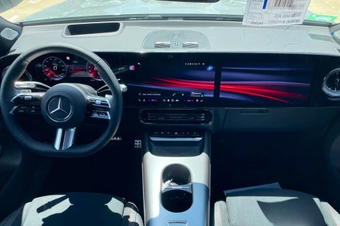 Mercedes-Benz GLB GLB 250+