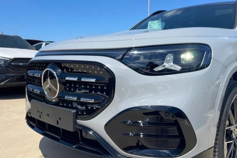 Mercedes-Benz GLB GLB 250+