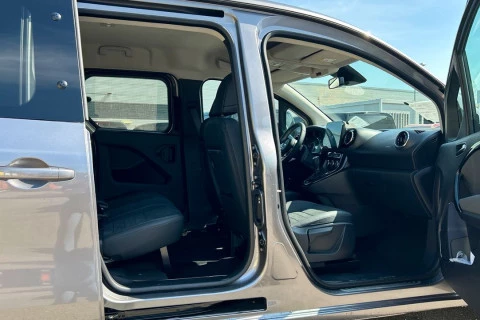 Mercedes-Benz Clase T 180 d