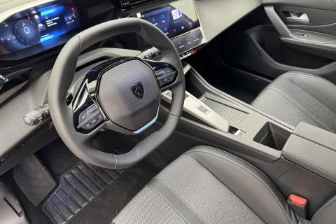 Peugeot 308 5P Allure Hybrid MHEV 145 e-DCS6