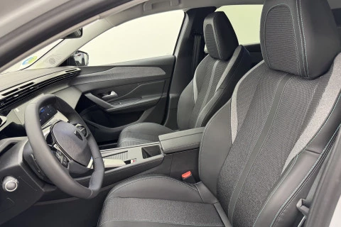 Peugeot 308 5P Allure Hybrid MHEV 145 e-DCS6