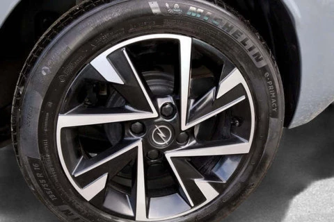 Opel Corsa 1.2T XHL 74kW (100CV) GS