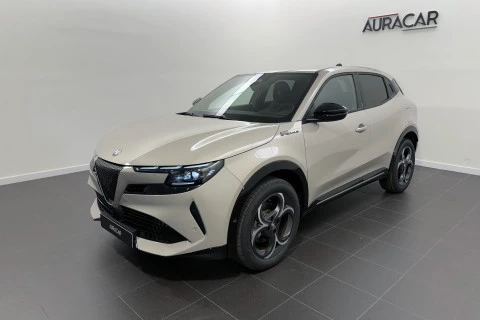 Alfa Romeo Junior Ibrida Sport Speciale 108kW (145CV)