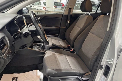 Kia Stonic 1.2 DPi 62kW (84CV) Concept