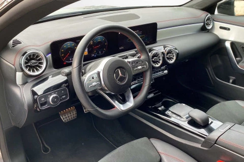 Mercedes-Benz CLA CLA 200 D DCT Shooting Brake