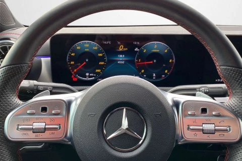 Mercedes-Benz CLA CLA 200 D DCT Shooting Brake