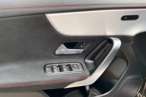 Mercedes-Benz CLA CLA 200 D DCT Shooting Brake