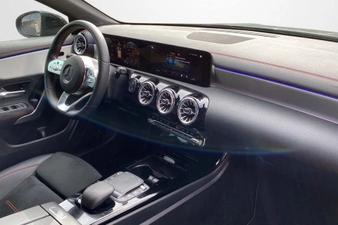 Mercedes-Benz CLA CLA 200 D DCT Shooting Brake