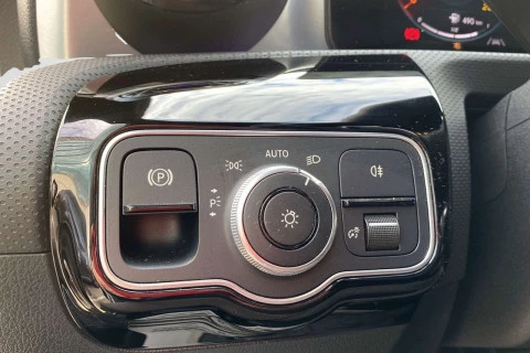 Mercedes-Benz CLA CLA 200 D DCT Shooting Brake