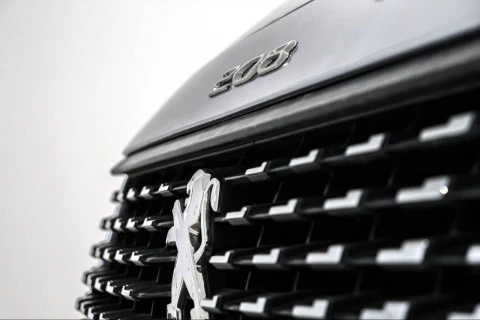 Peugeot 208 PureTech 73kW (100CV) Active Pack