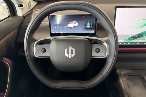 Leapmotor C10 C10 REEV 28.4 kWh Design REEV Hybrid A