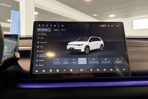 Leapmotor C10 C10 REEV 28.4 kWh Design REEV Hybrid A